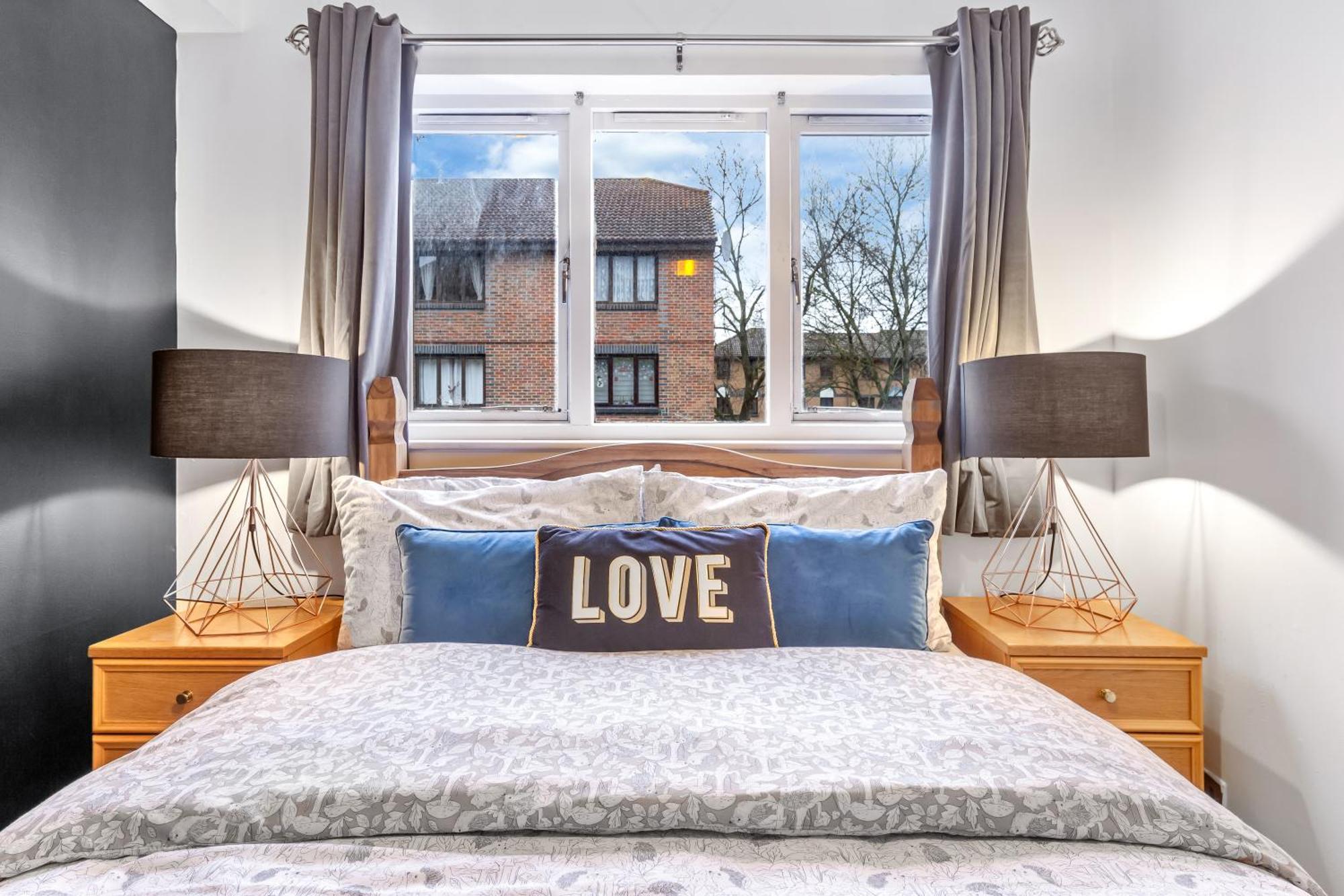 Quirky Canary 2Bed, Free Parking, Smart Tv & Games London Eksteriør billede